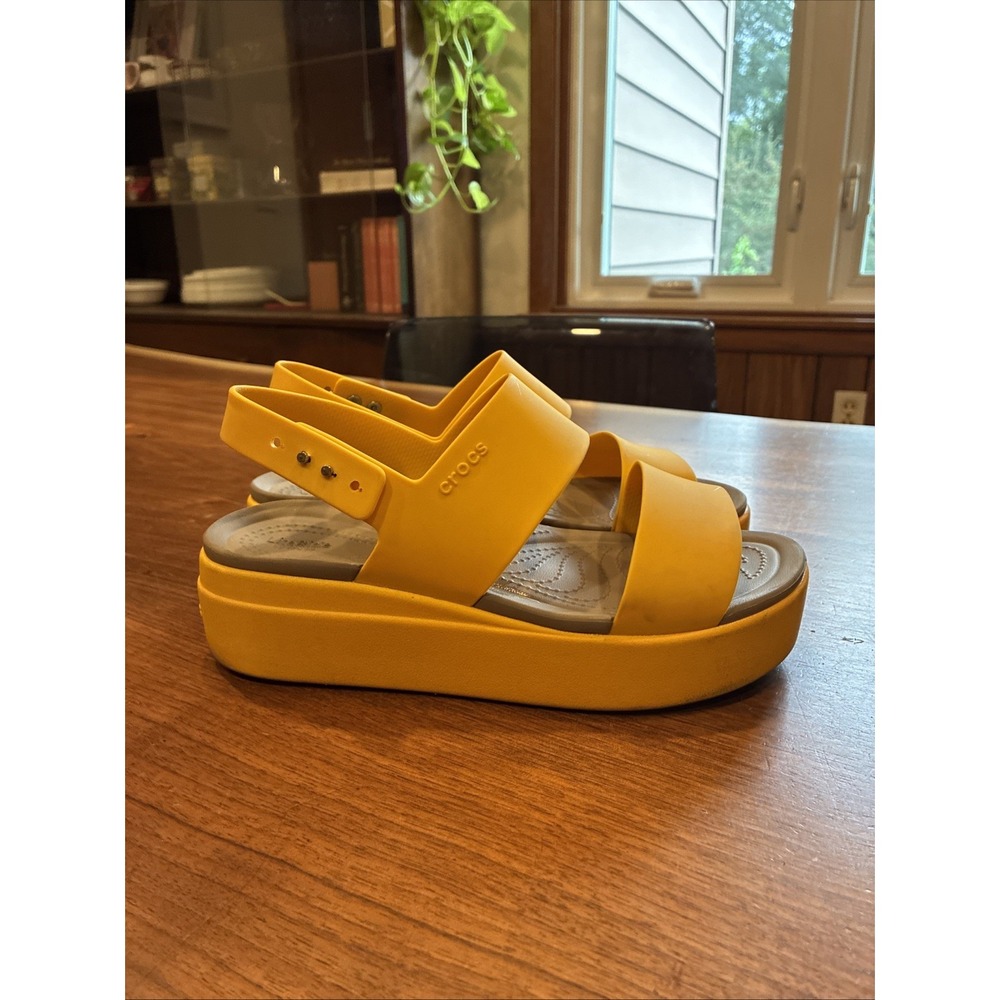 Crocs LiteRide Brooklyn Platform Sandal Bright Yellow Women's Size 9